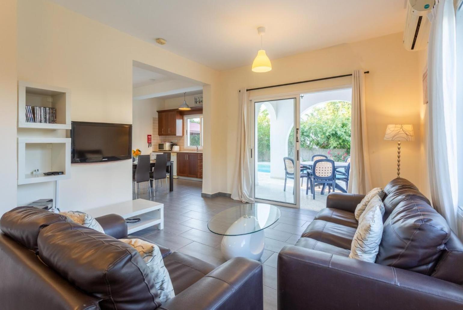 Sun Beach Villa Tria Polis Extérieur photo